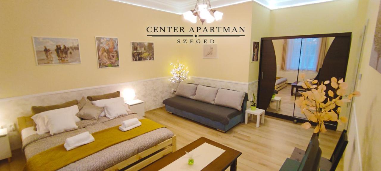 Center Apartman แซแก็ด ภายนอก รูปภาพ